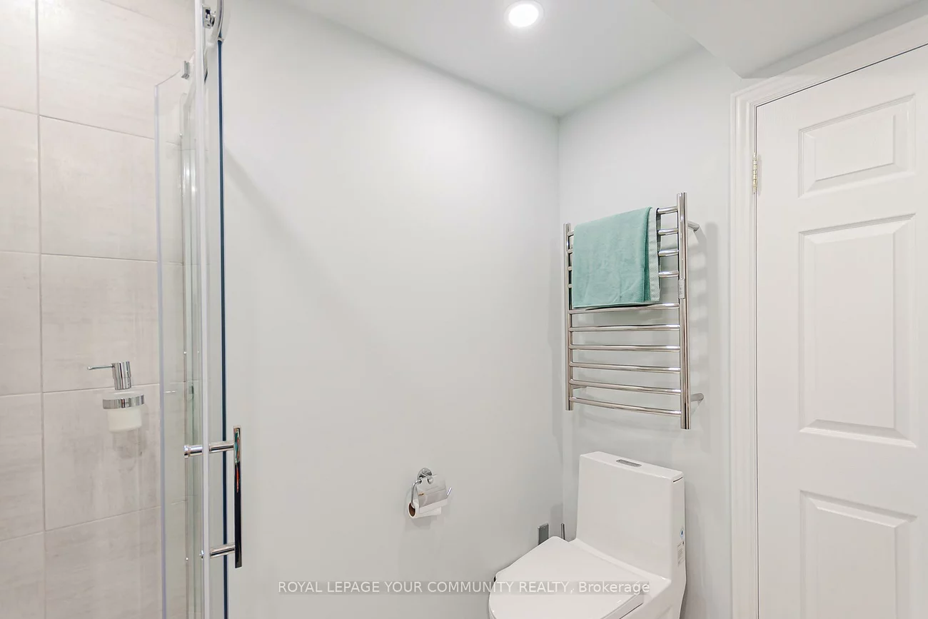 76, Brownstone, Crestwood-Springfarm-Yorkhill, Vaughan