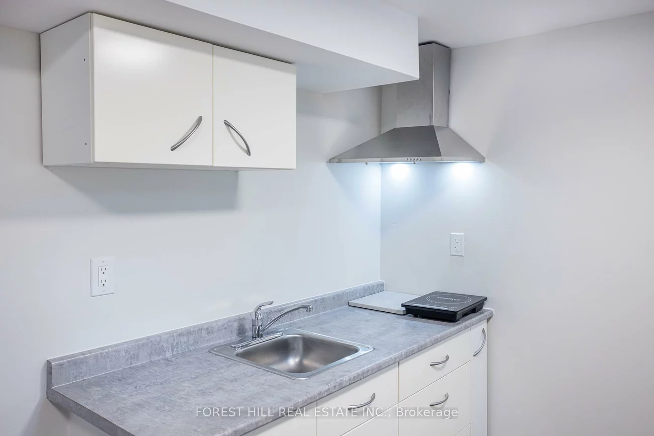 125, Brookmill, Brownridge, Vaughan