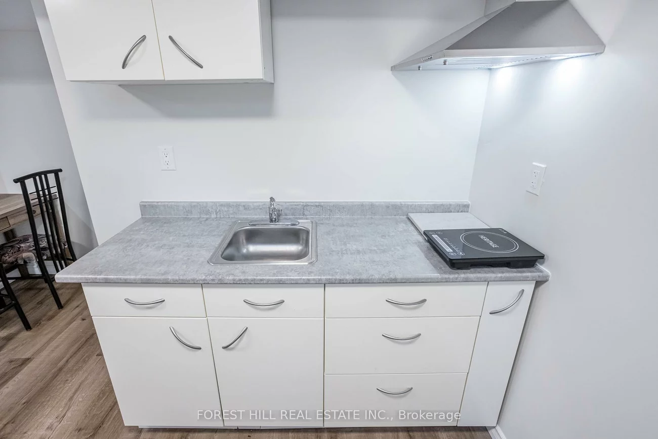 125, Brookmill, Brownridge, Vaughan