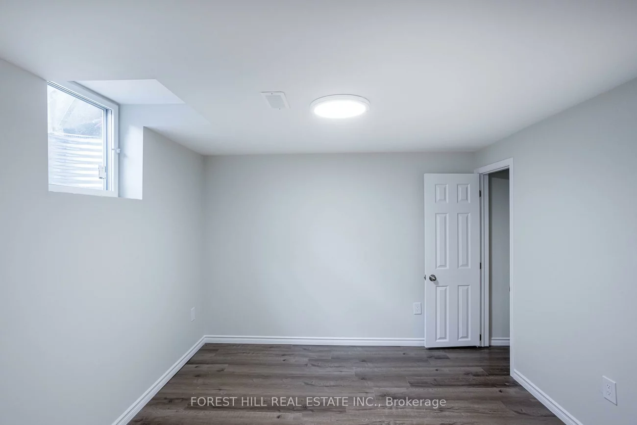 125, Brookmill, Brownridge, Vaughan