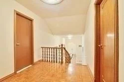 7887, Dufferin, Beverley Glen, Vaughan