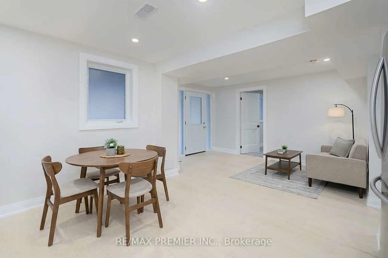 10, Silmoro, Maple, Vaughan