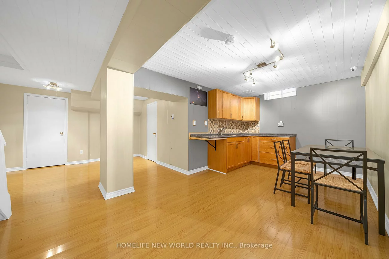 88, Judith, Brownridge, Vaughan