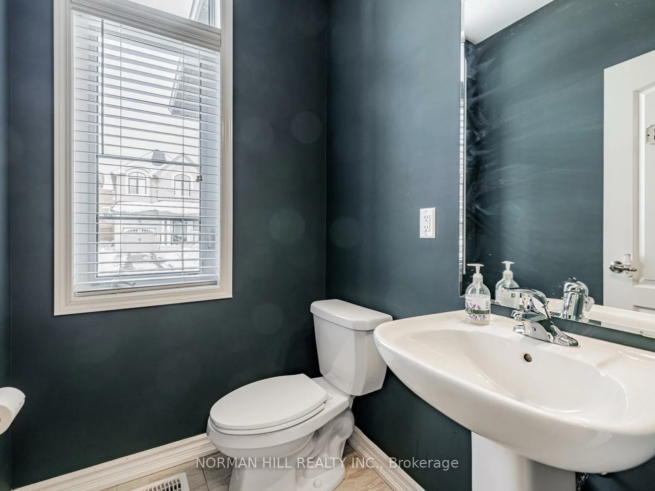 17, St Anne, Kleinburg, Vaughan