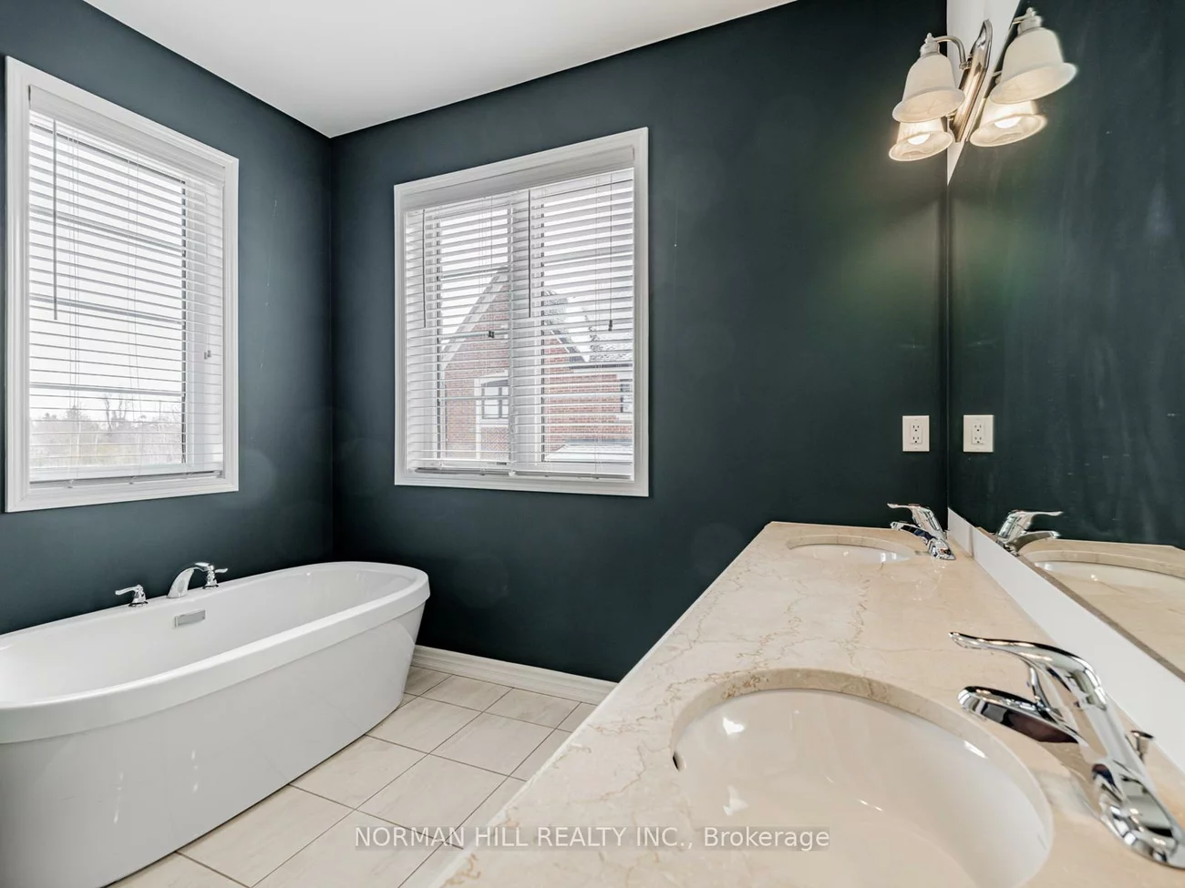 17, St Anne, Kleinburg, Vaughan