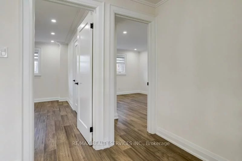 30, Queen Post, East Woodbridge, Vaughan