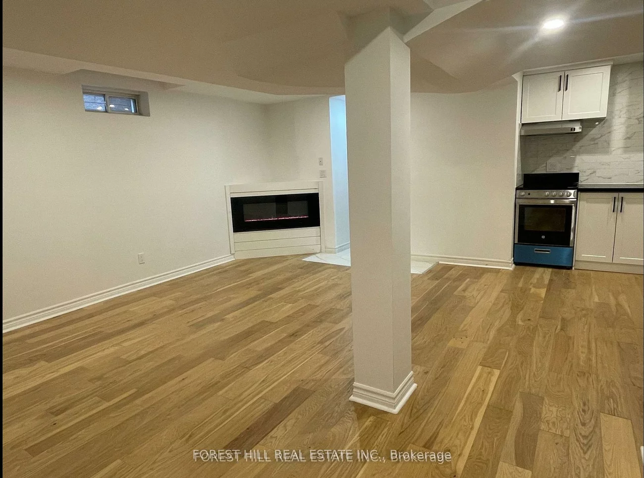 52, Adventure, Vellore Village, Vaughan