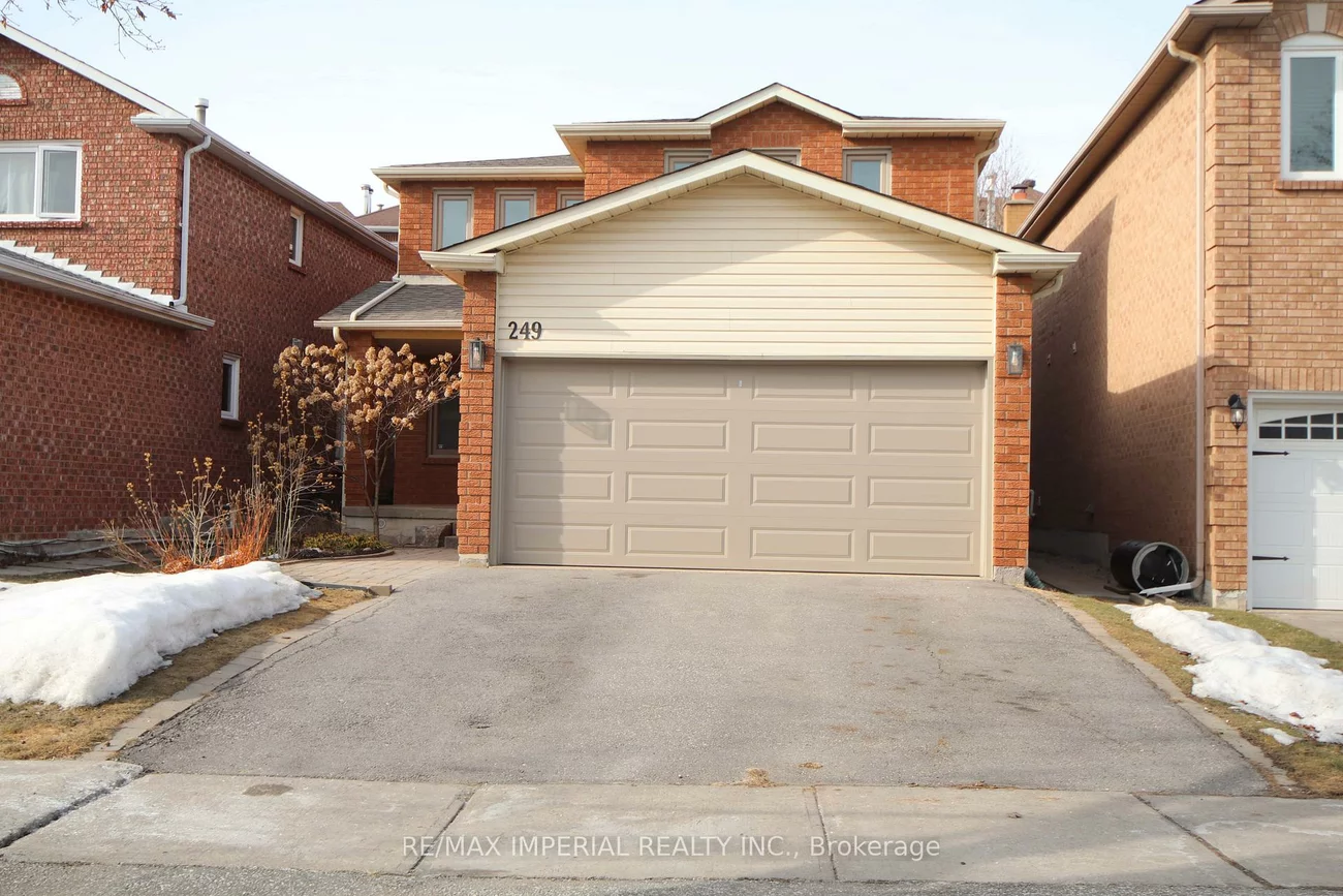 249, Thornway, Brownridge, Vaughan