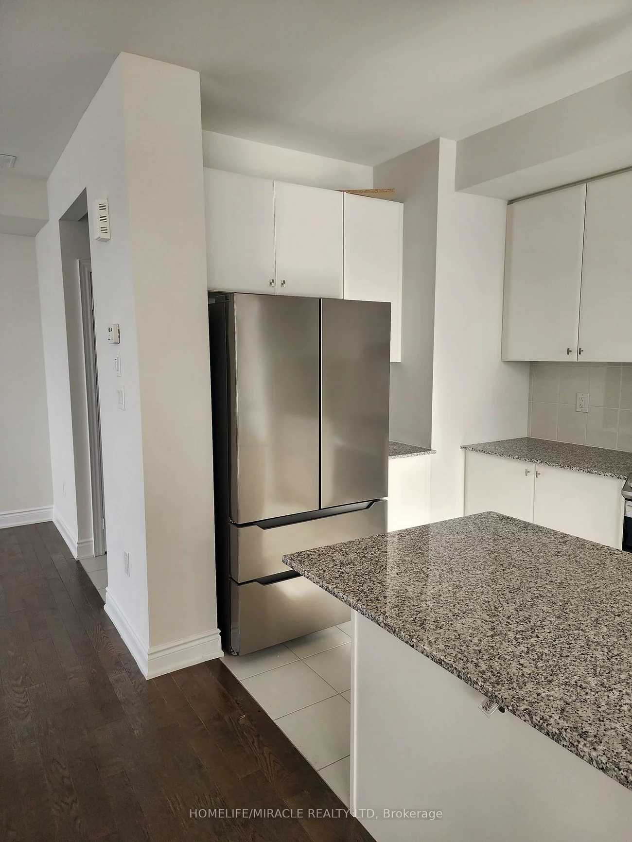 102, Thule, Vellore Village, Vaughan