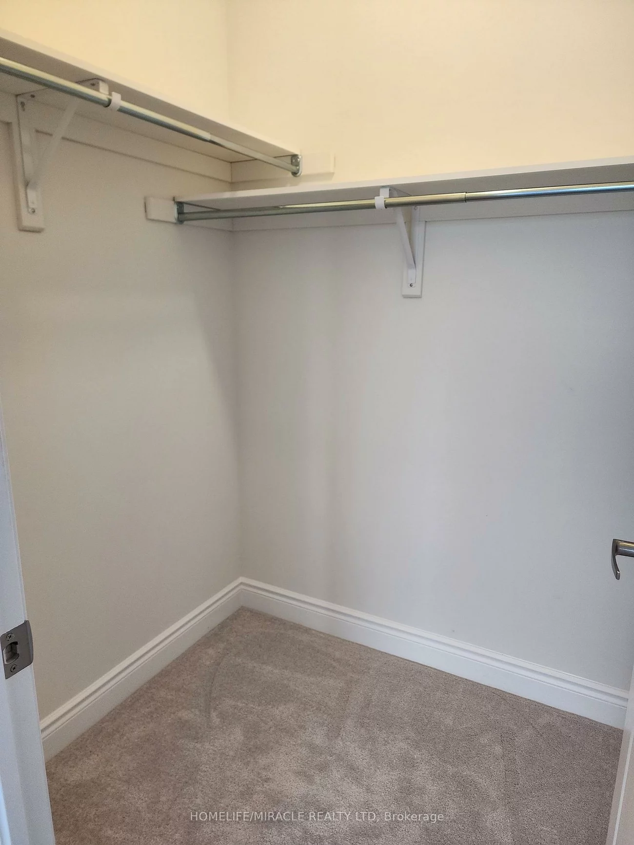 102, Thule, Vellore Village, Vaughan