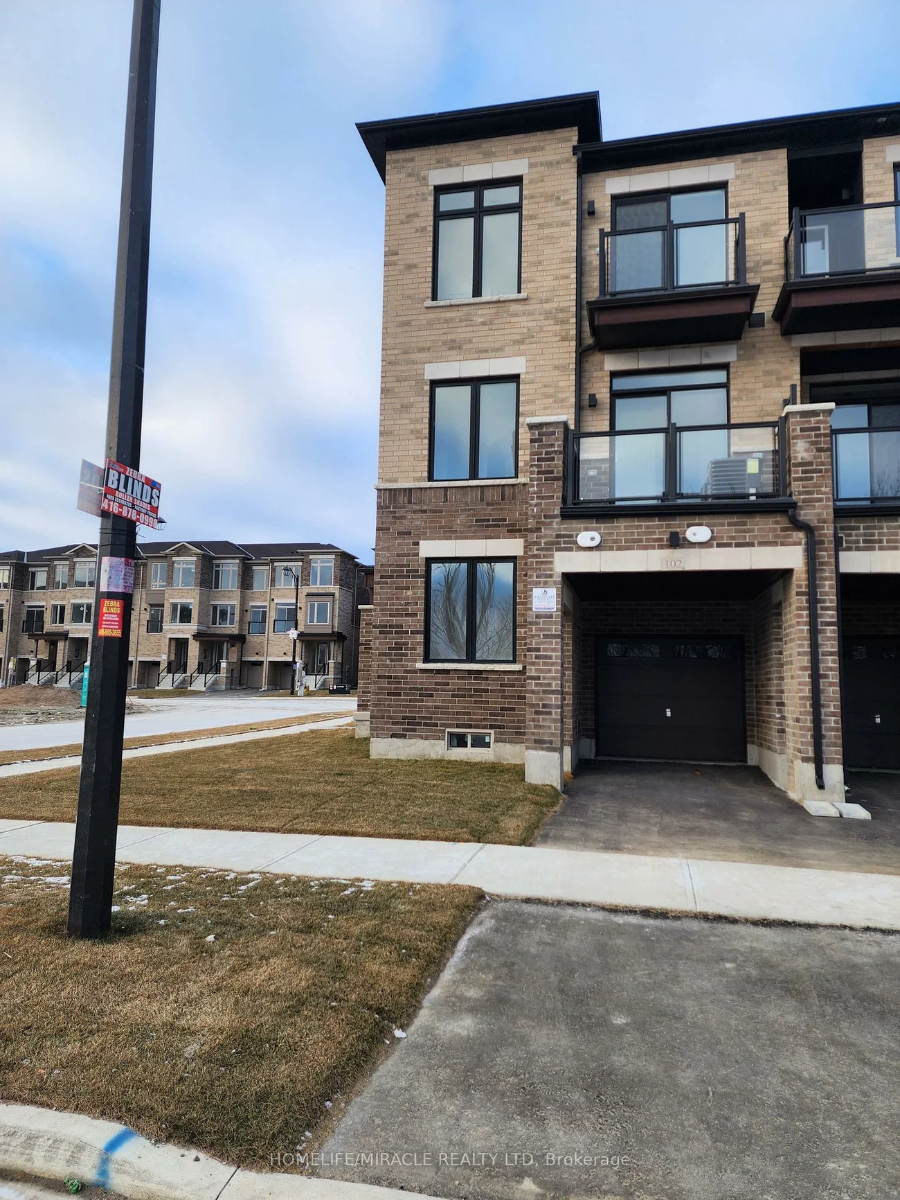 102, Thule, Vellore Village, Vaughan