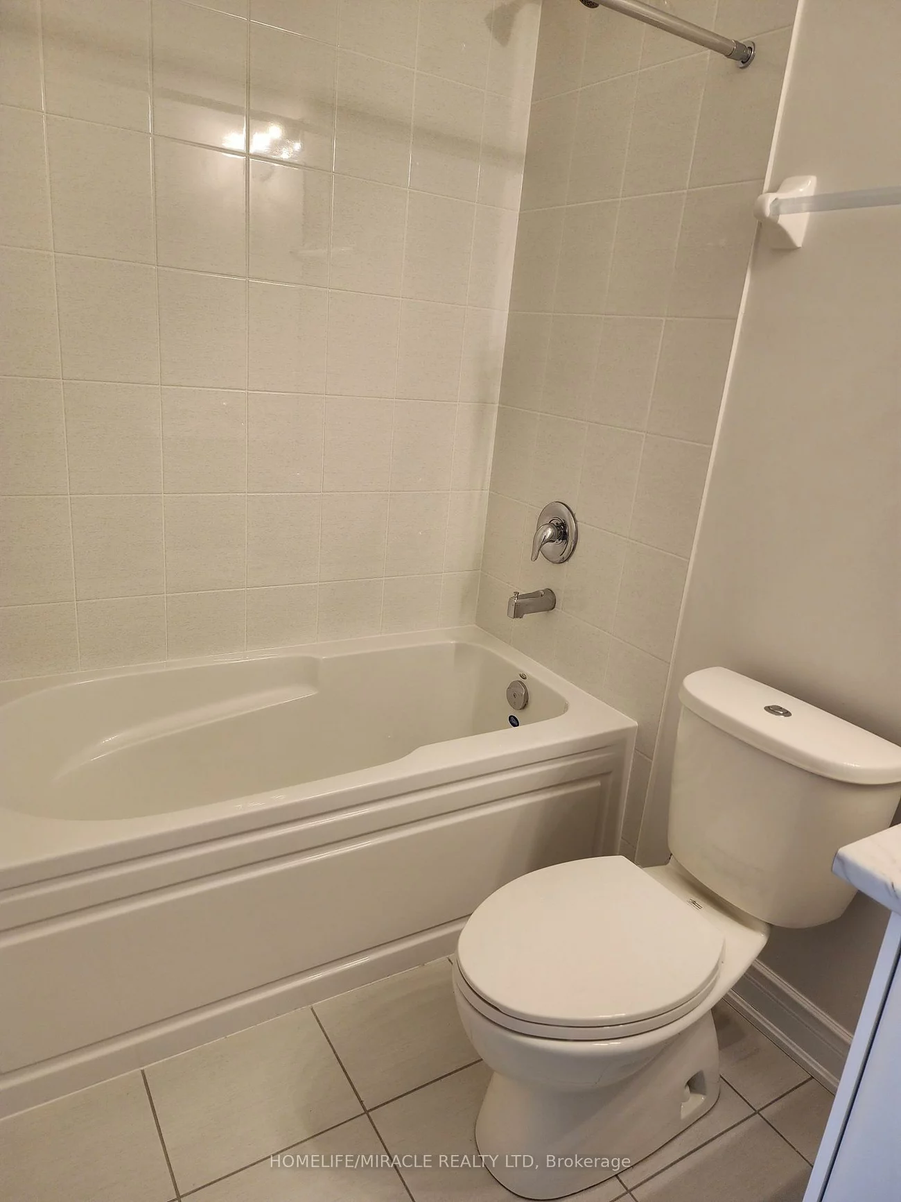 102, Thule, Vellore Village, Vaughan