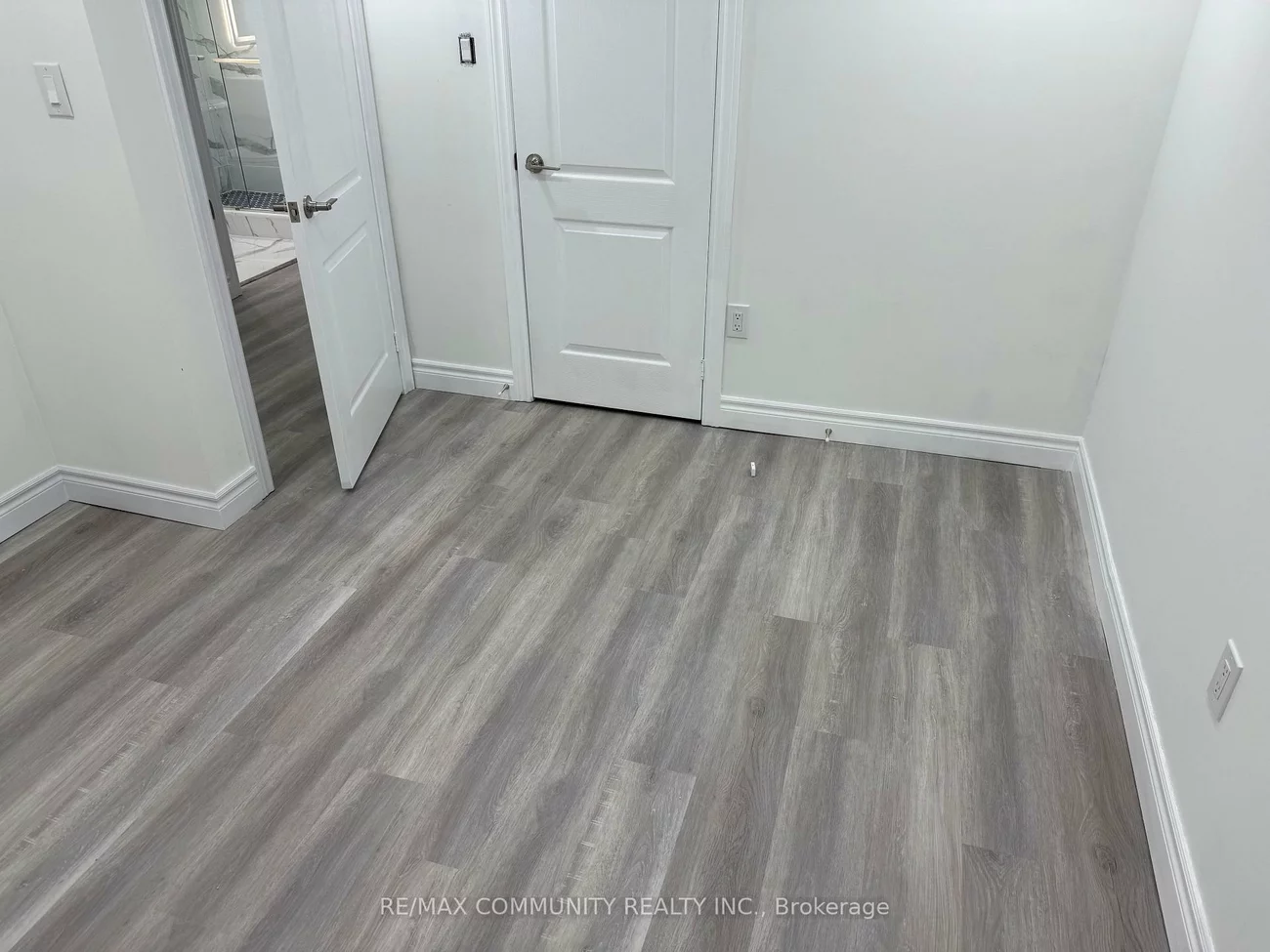 387, Tennant, Vellore Village, Vaughan