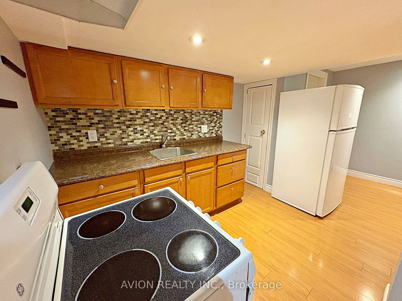 91, Ridgeway, Maple, Vaughan