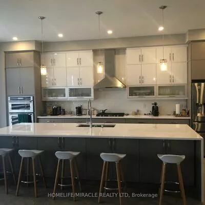 39, John Henry, Kleinburg, Vaughan