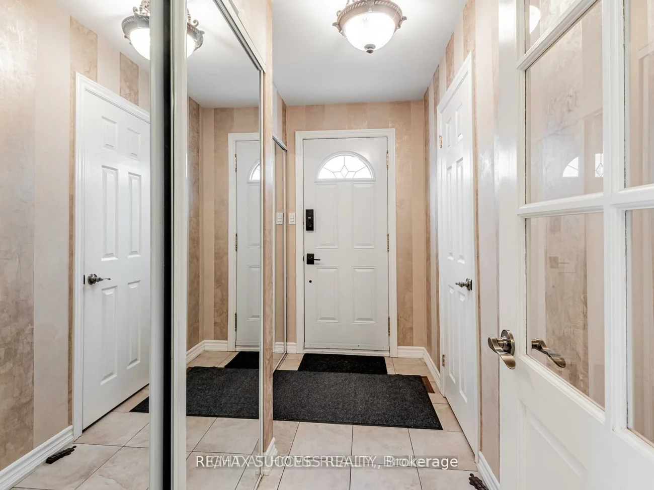 7, Point O'Woods, Glen Shields, Vaughan