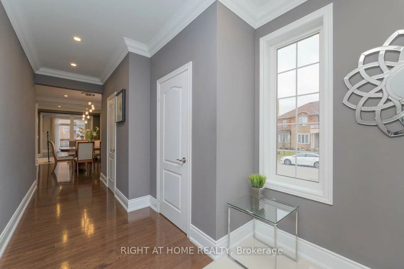 19, Ascalon, Patterson, Vaughan