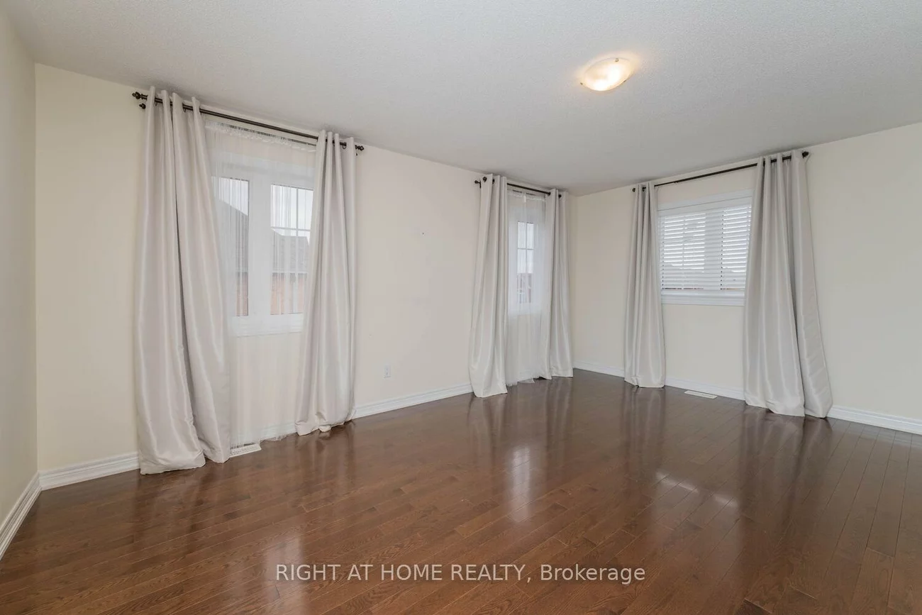 19, Ascalon, Patterson, Vaughan