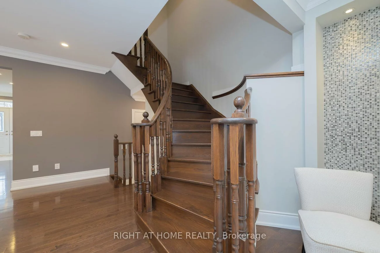 19, Ascalon, Patterson, Vaughan