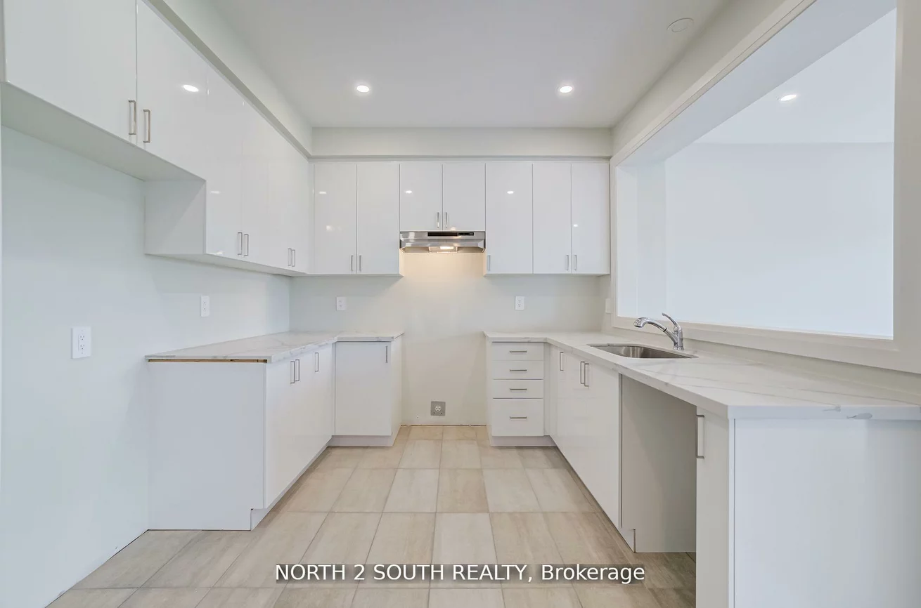 34, Virro, West Woodbridge, Vaughan