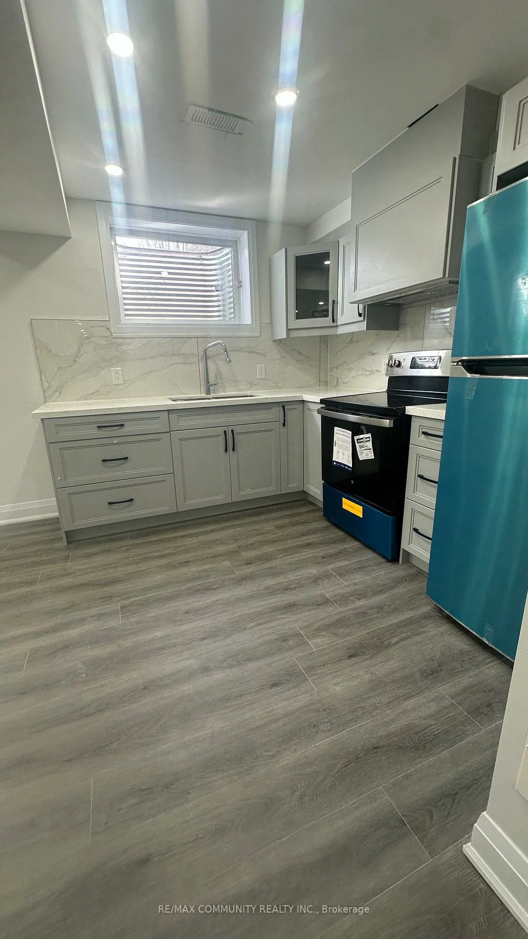 67, Conley, Lakeview Estates, Vaughan