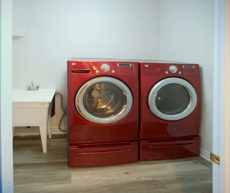 5, Southvale (Basement), Patterson, Vaughan