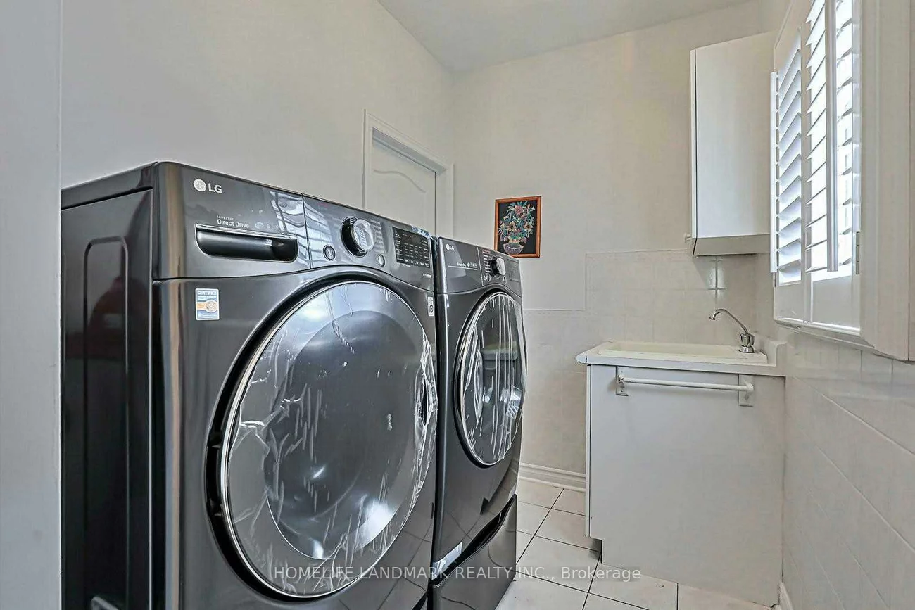 72, Avro, Maple, Vaughan