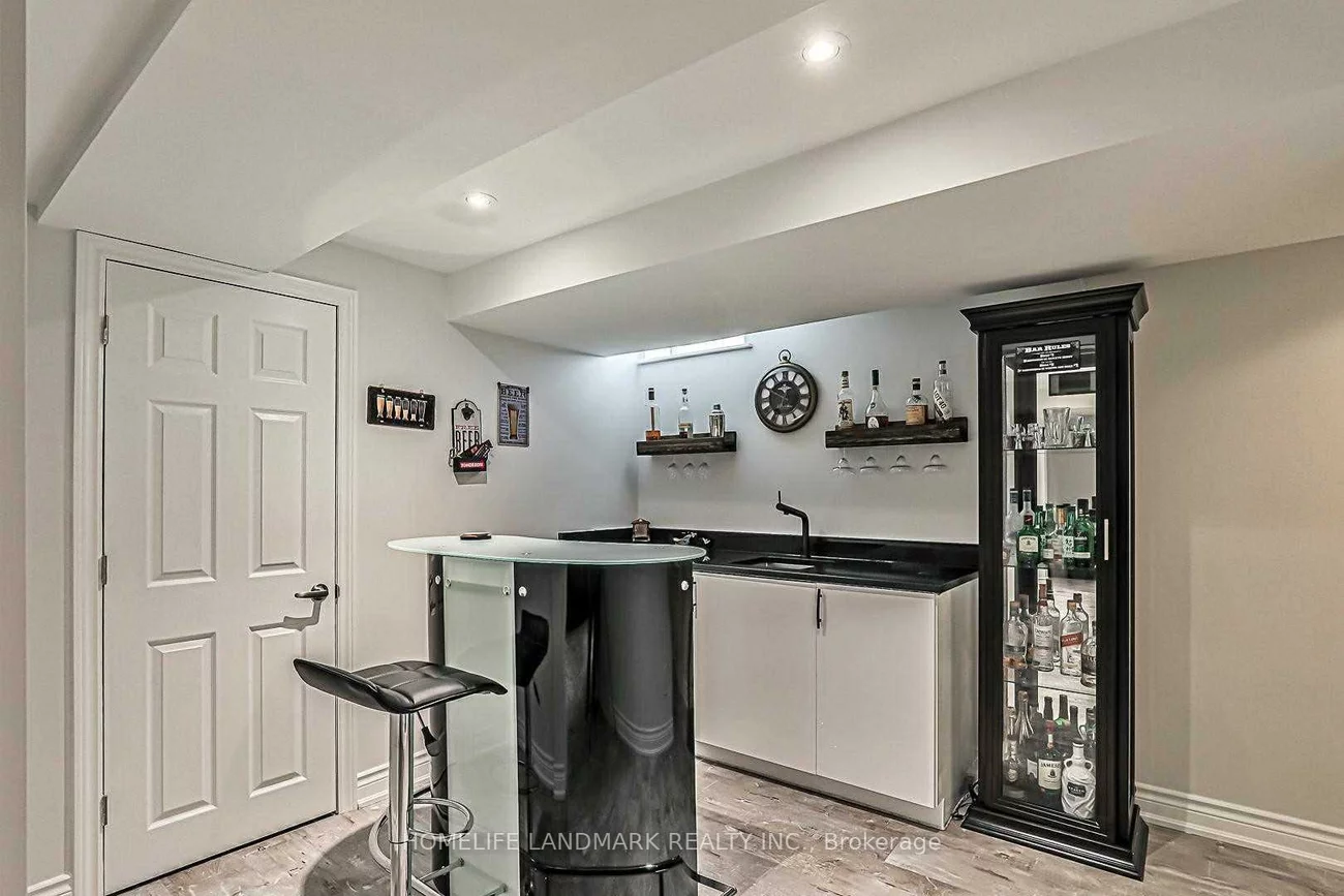 72, Avro, Maple, Vaughan