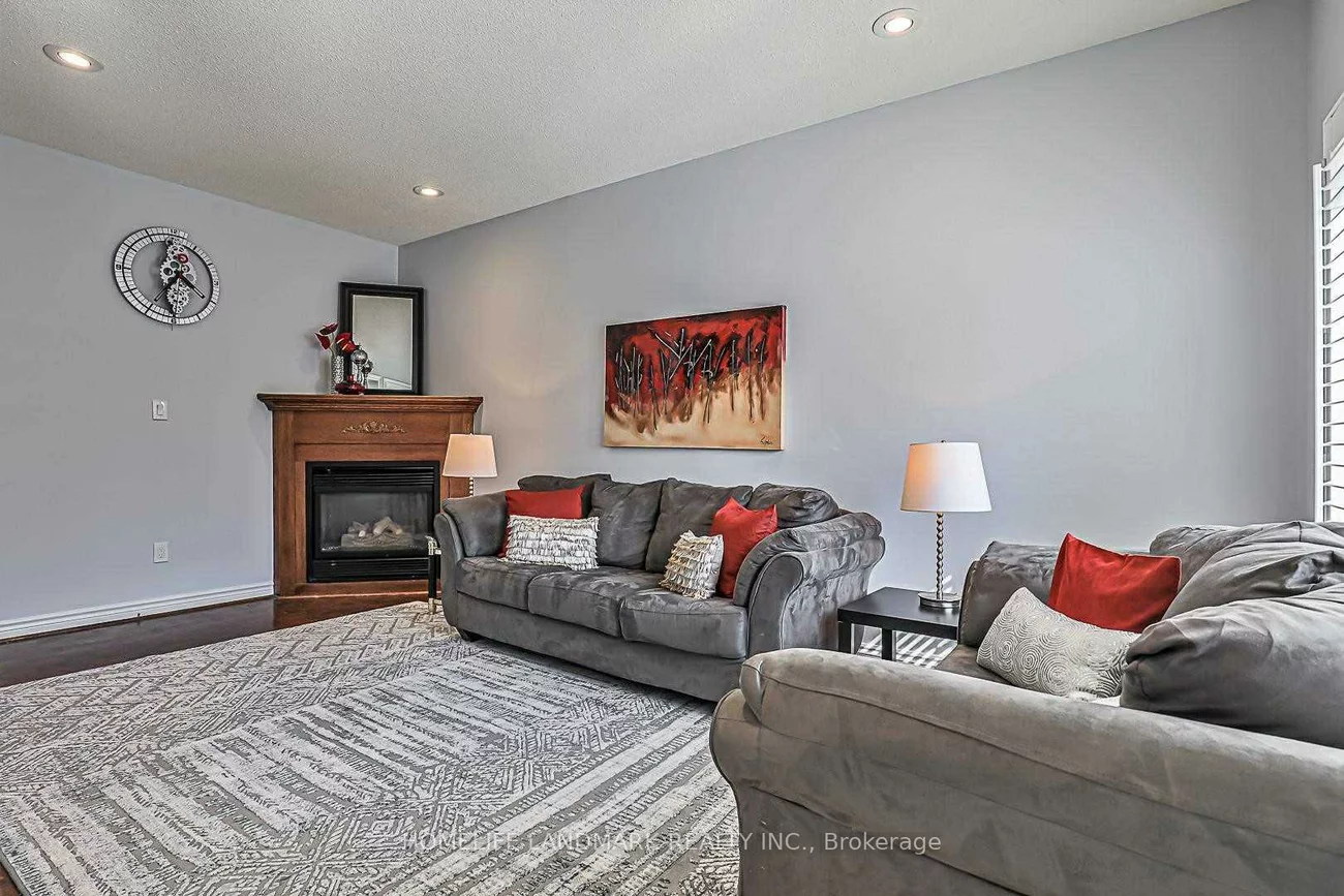 72, Avro, Maple, Vaughan