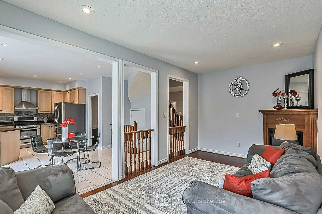 72, Avro, Maple, Vaughan