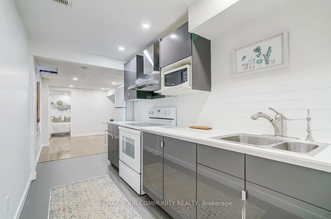 8, Ozner, Vellore Village, Vaughan