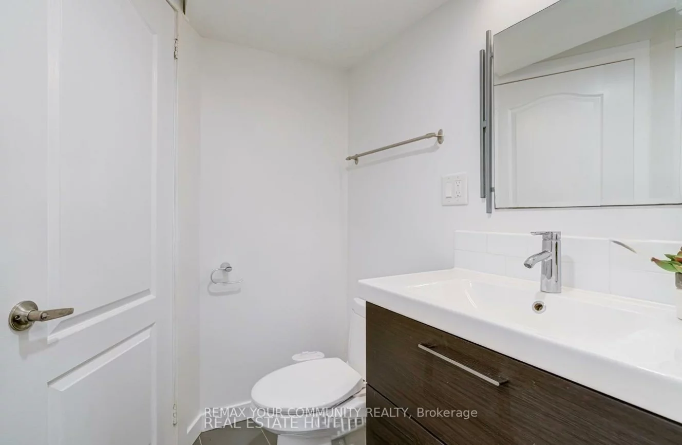 8, Ozner, Vellore Village, Vaughan