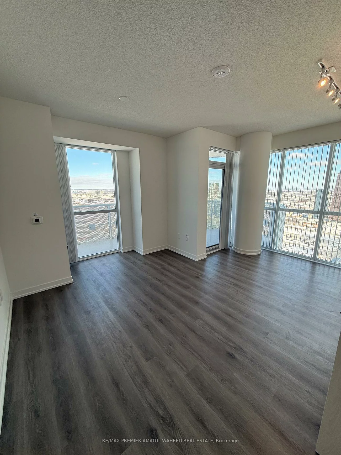 23, Trudeau, Vellore Village, Vaughan