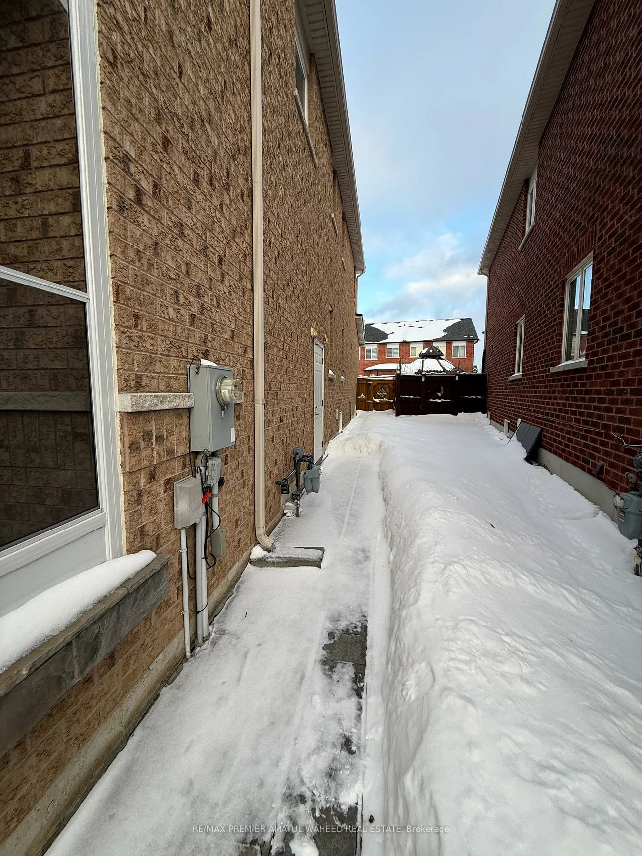 23, Trudeau, Vellore Village, Vaughan