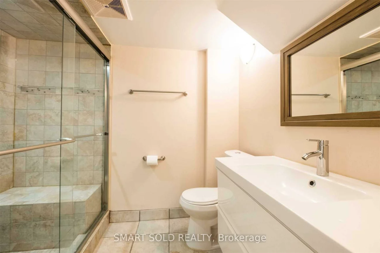 49, Garyscholl, Vellore Village, Vaughan