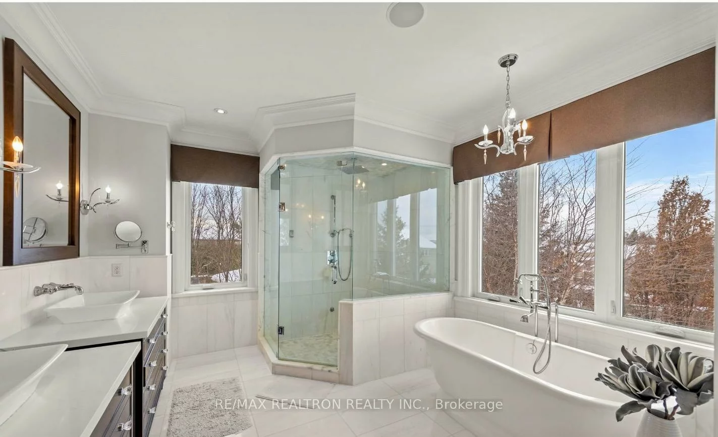 50, Evita, Uplands, Vaughan