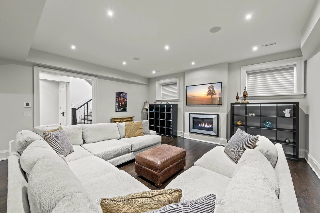 50, Evita, Uplands, Vaughan