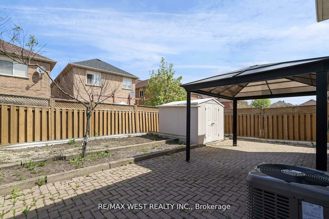 362, Avro, Maple, Vaughan