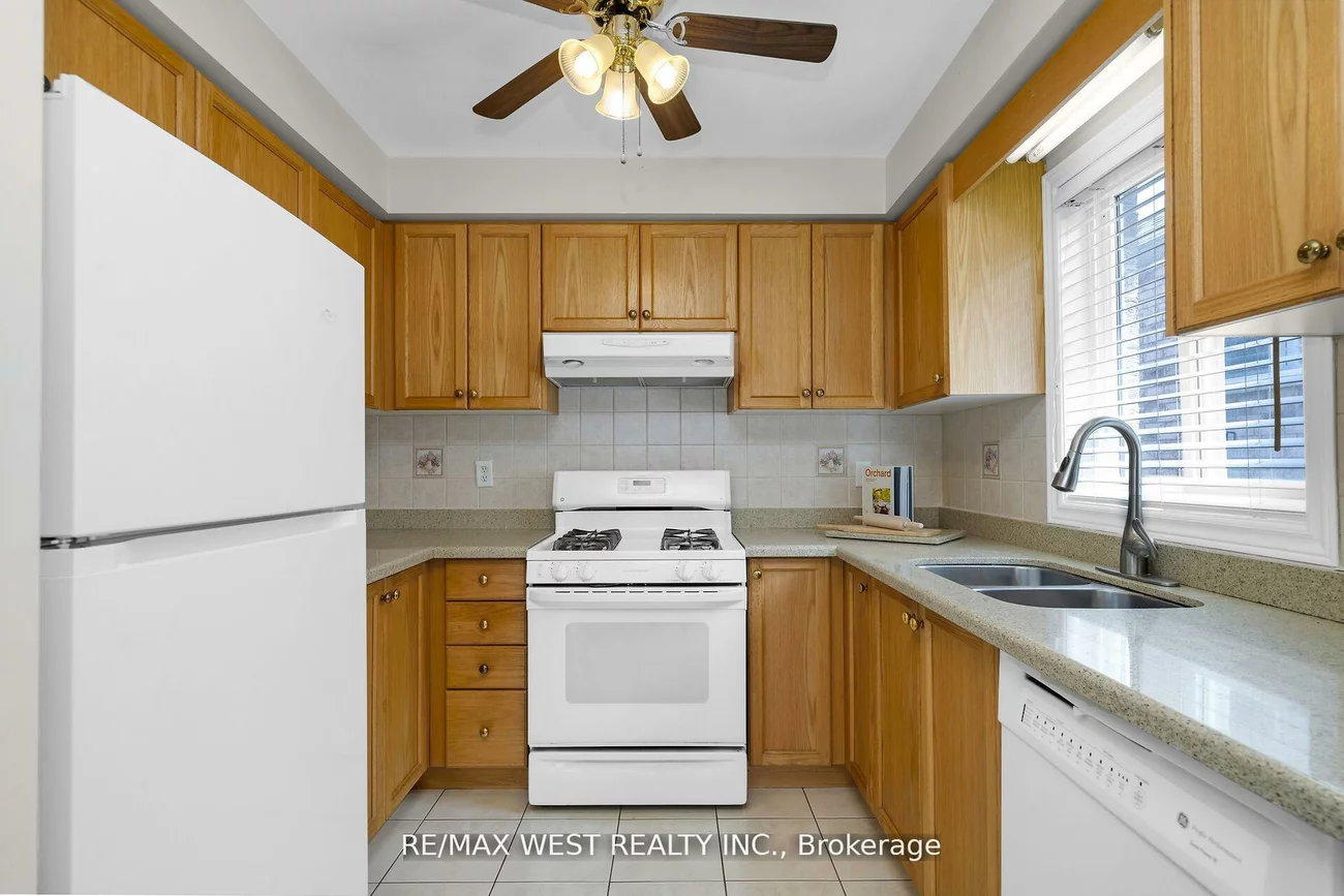 362, Avro, Maple, Vaughan