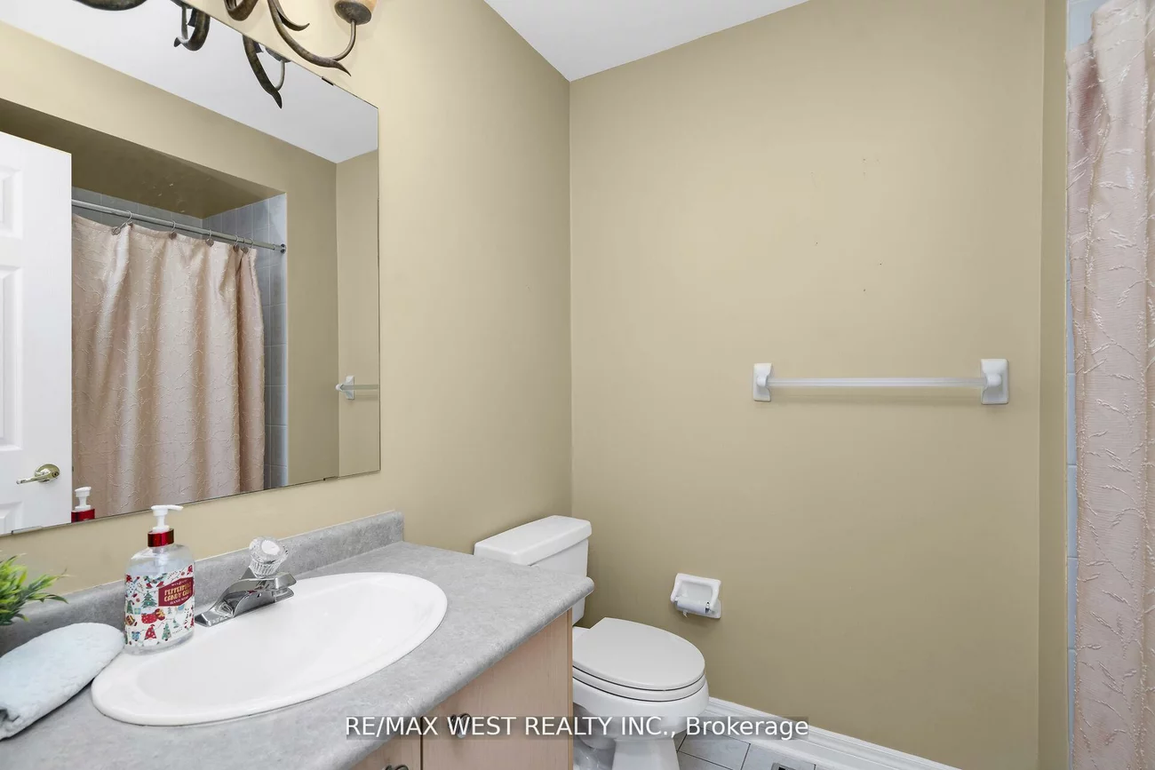 362, Avro, Maple, Vaughan