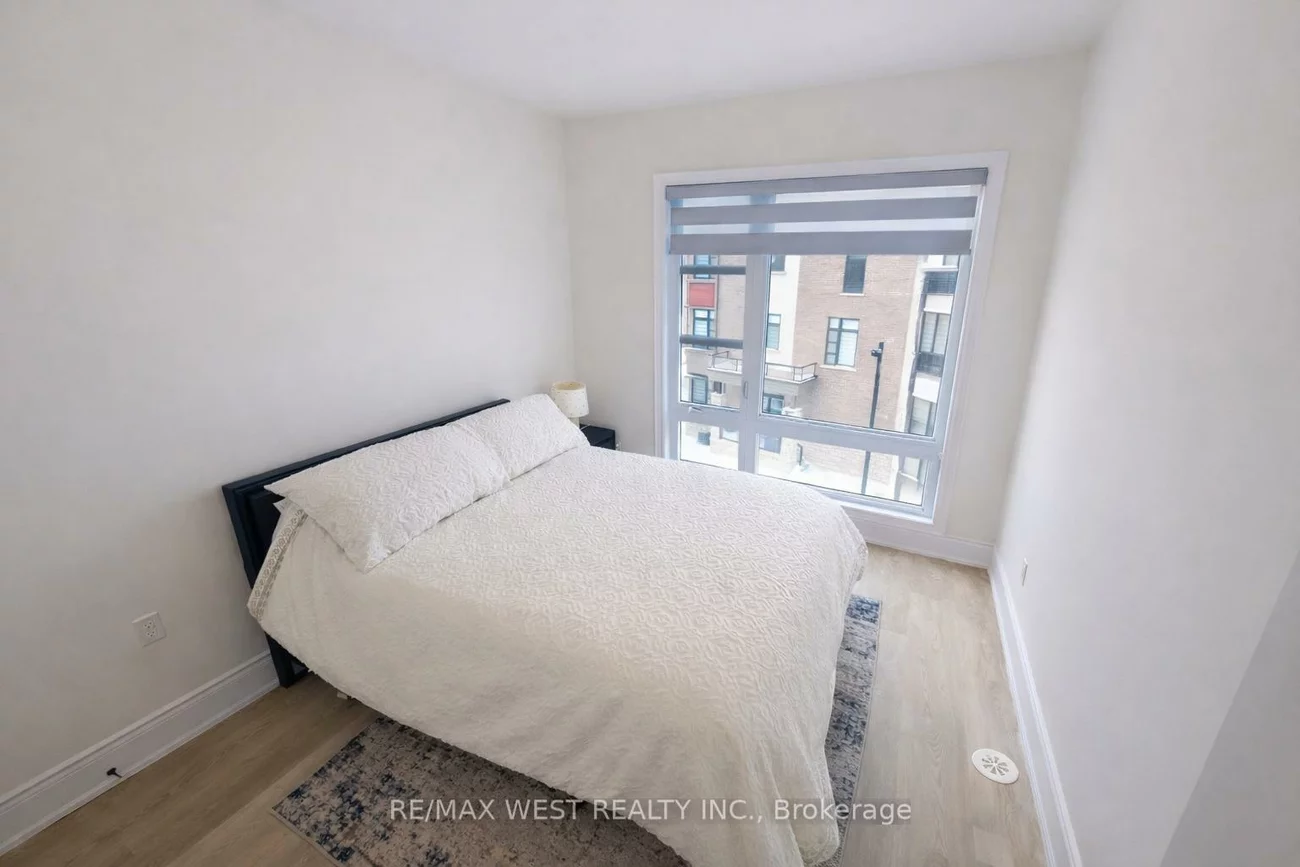 23, Paradox, Elder Mills, Vaughan