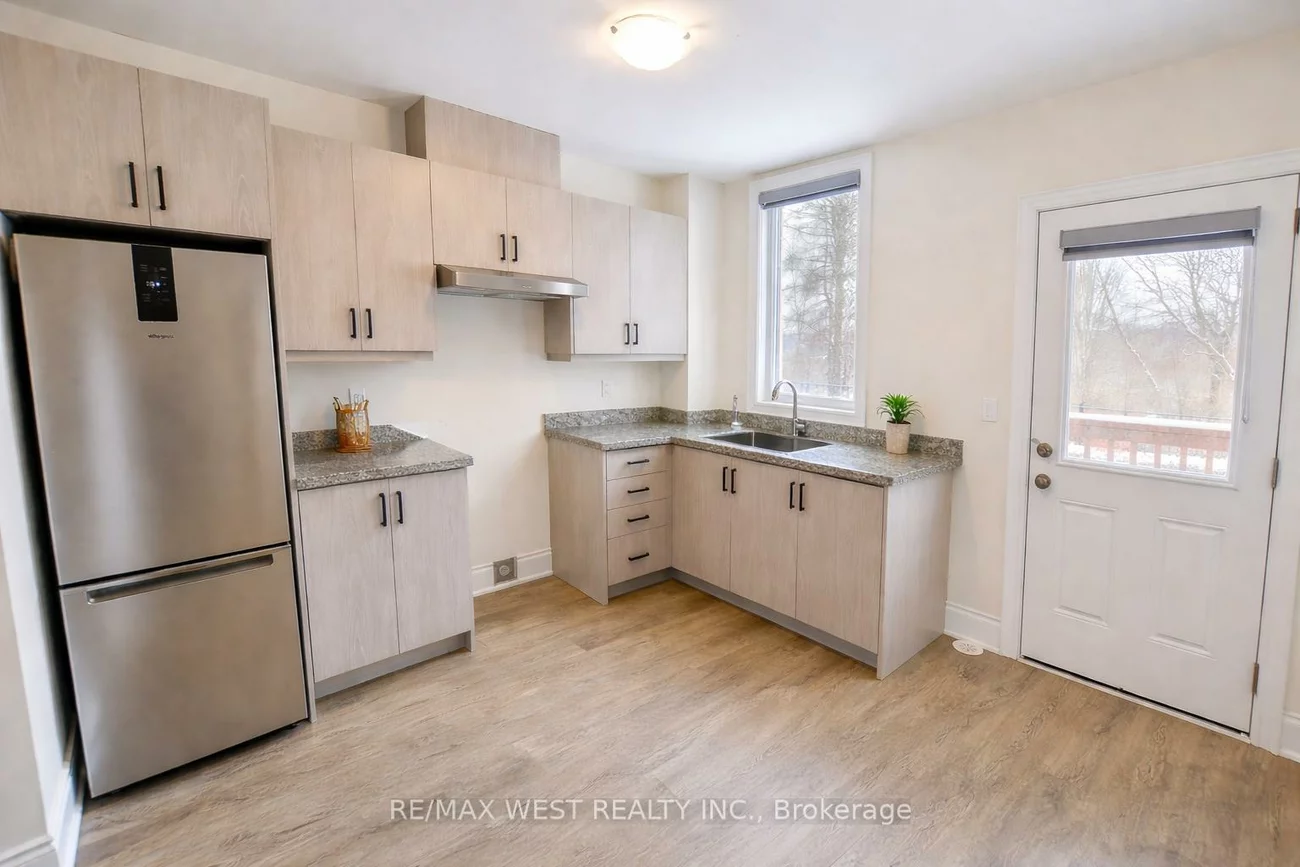 23, Paradox, Elder Mills, Vaughan