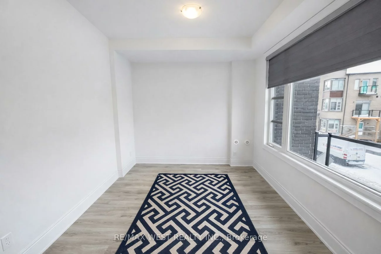 23, Paradox, Elder Mills, Vaughan