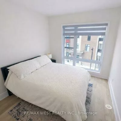 23, Paradox, Elder Mills, Vaughan