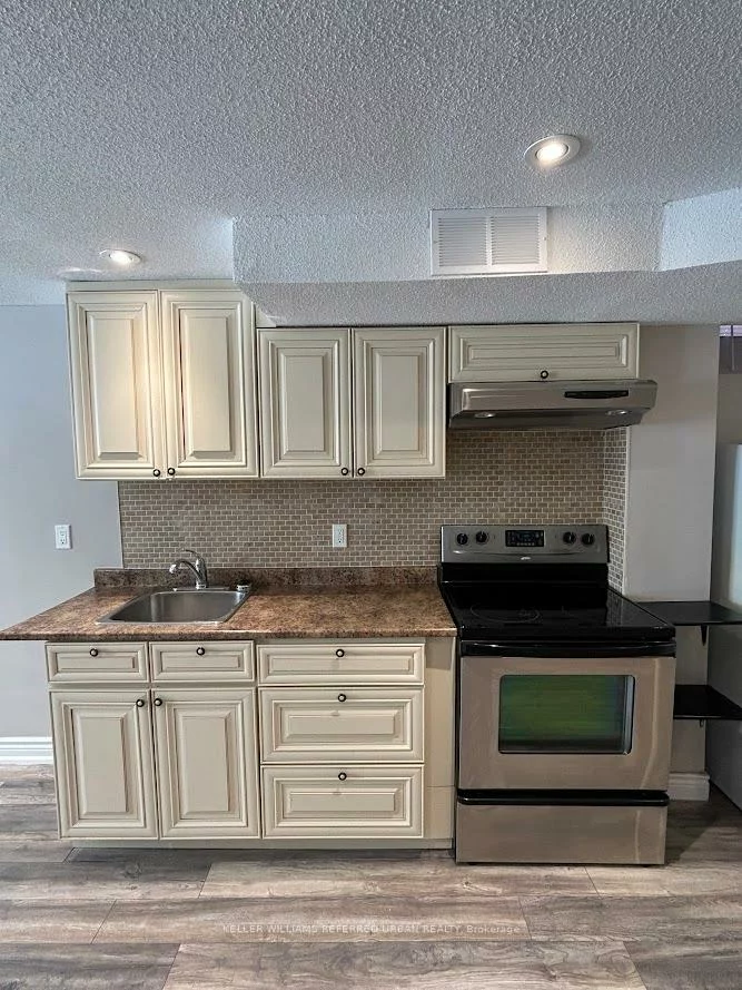 43, Littleriver, Patterson, Vaughan