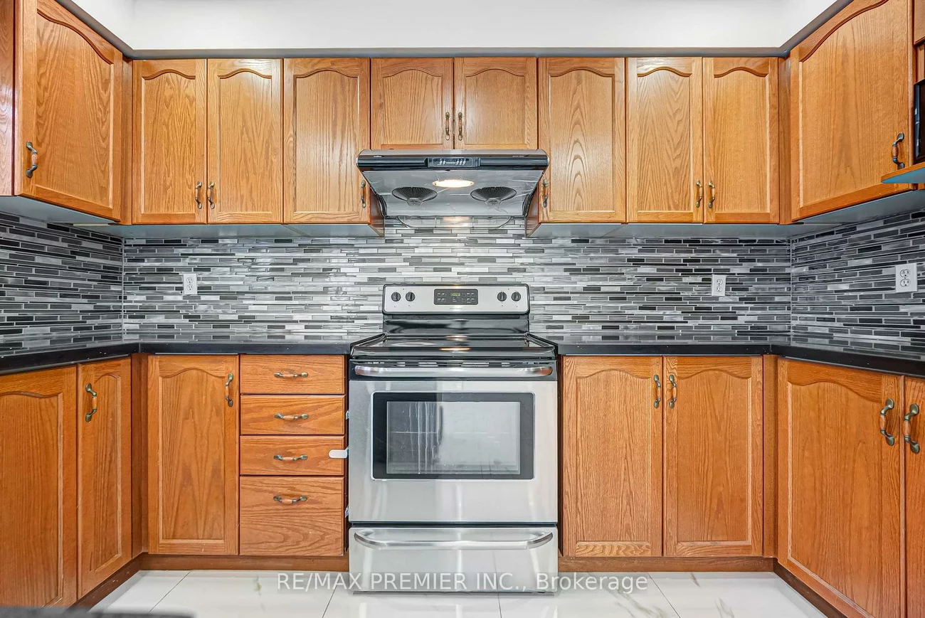 165, Fieldstone, East Woodbridge, Vaughan