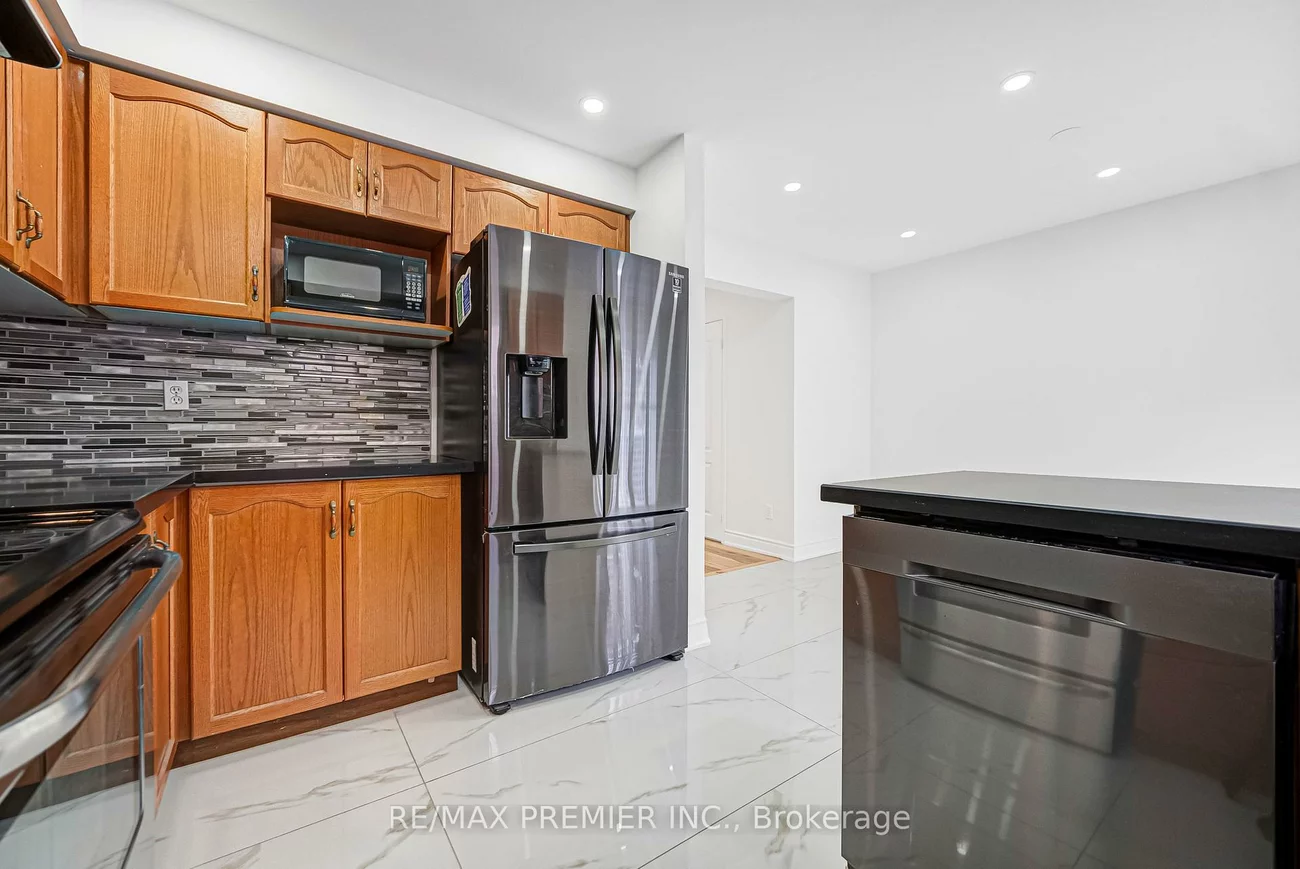 165, Fieldstone, East Woodbridge, Vaughan