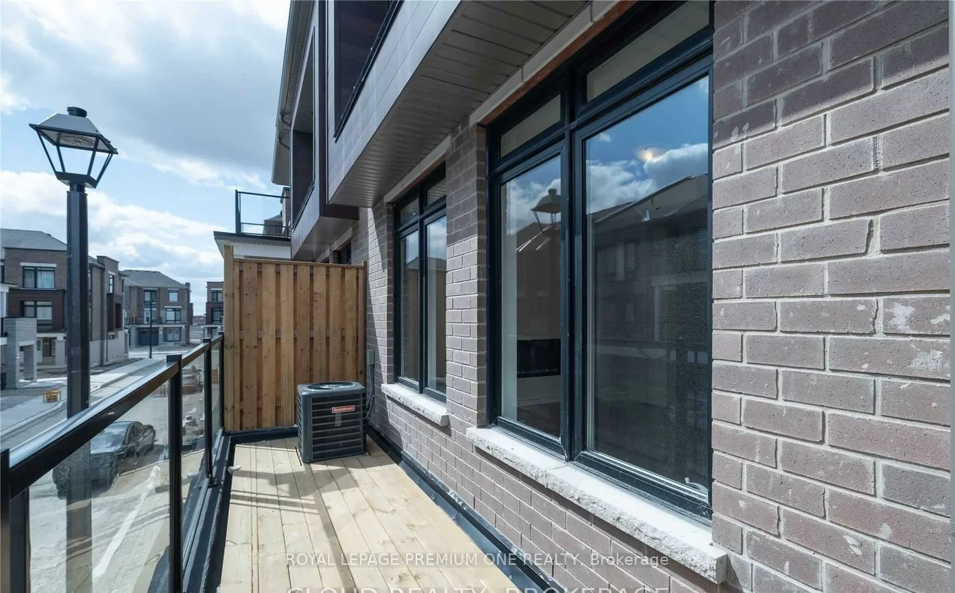 24, Elsinore, Kleinburg, Vaughan