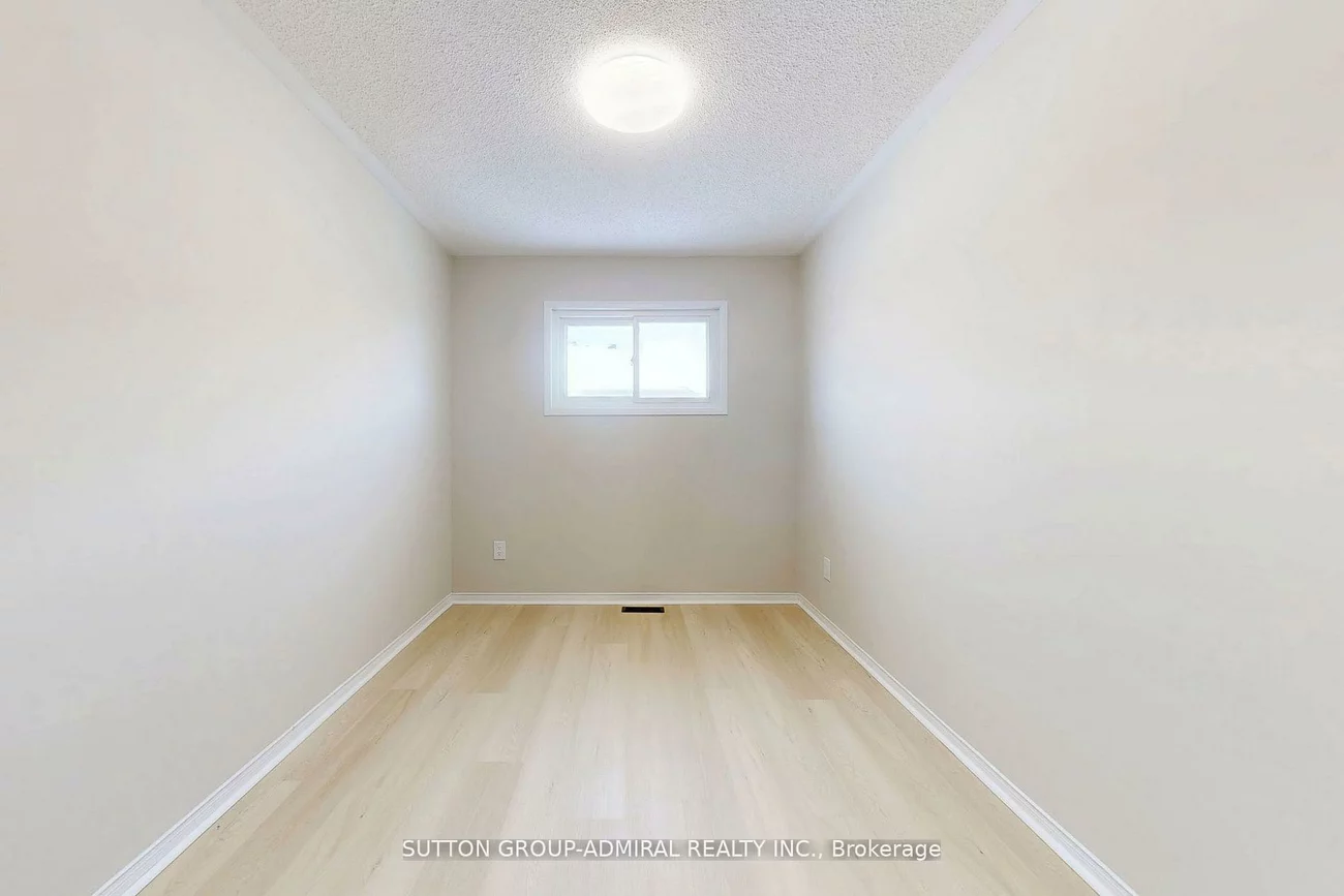 32, Kelso, Maple, Vaughan