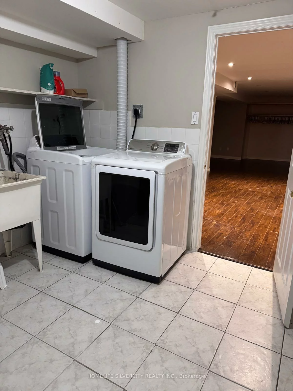 154, Broomlands, Maple, Vaughan